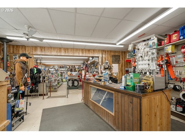 424 W LINDEN WAY