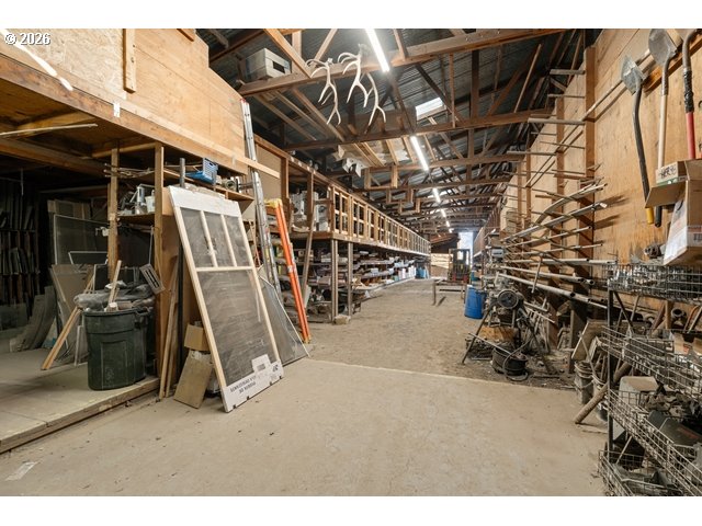 424 W LINDEN WAY