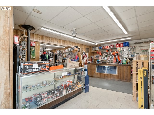 424 W LINDEN WAY