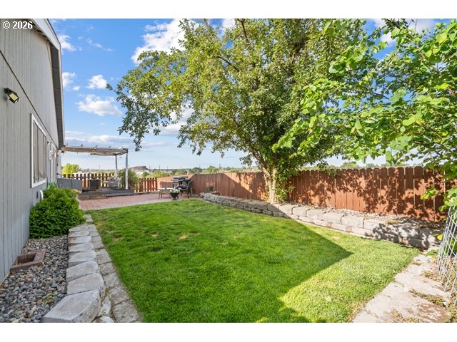 2307 NW EUCALYPTUS DR