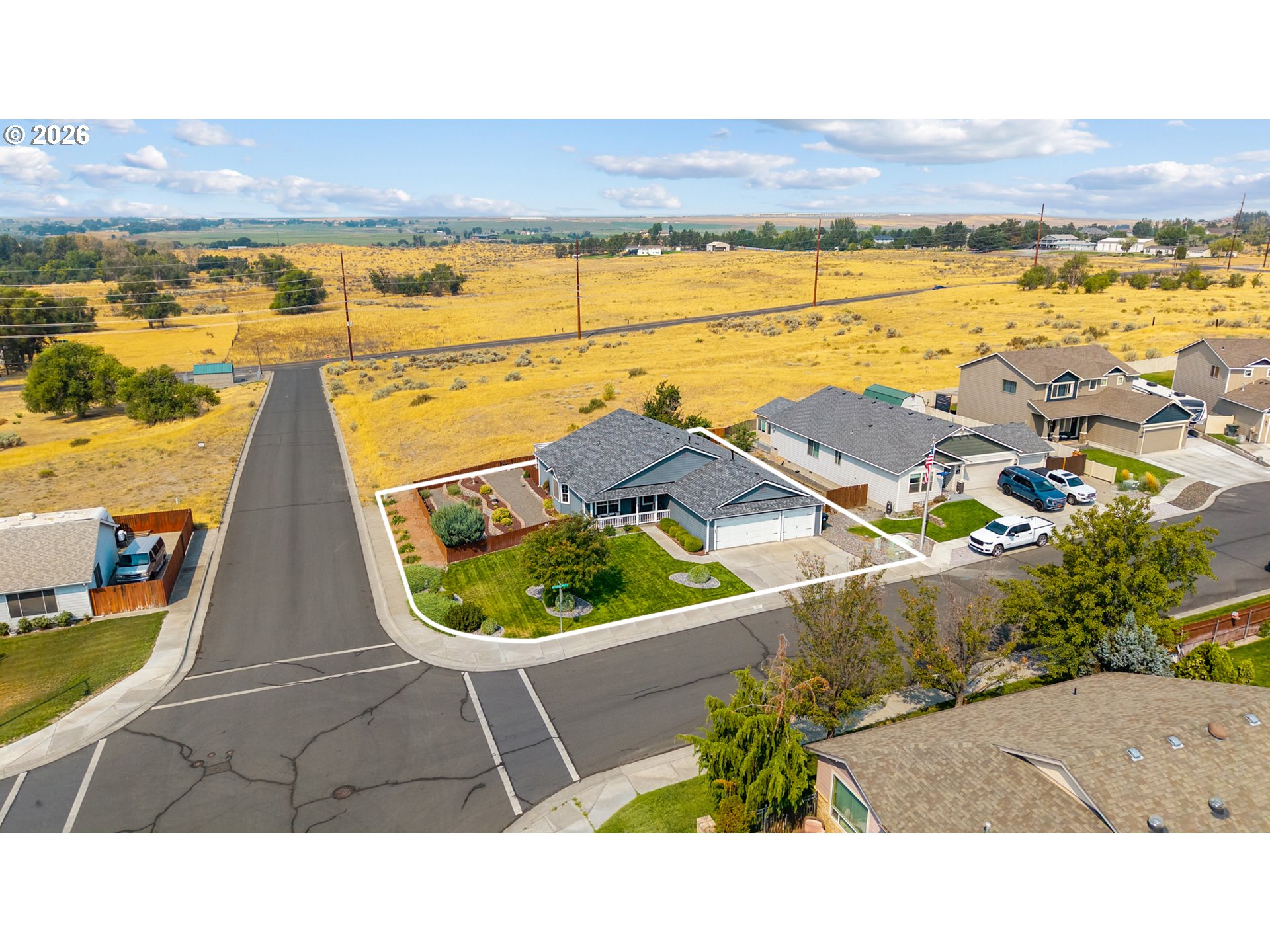 2307 NW EUCALYPTUS DR