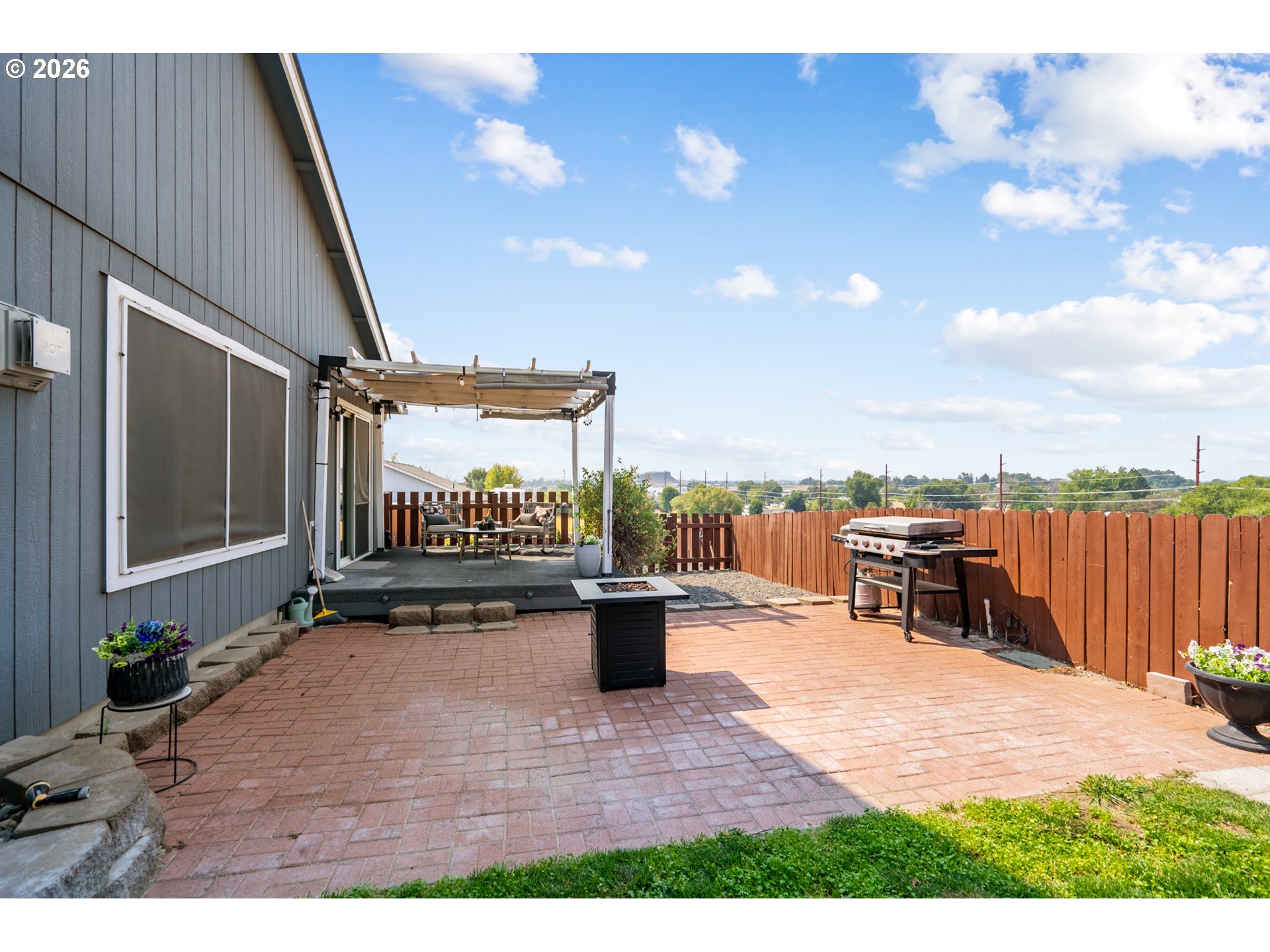 2307 NW EUCALYPTUS DR