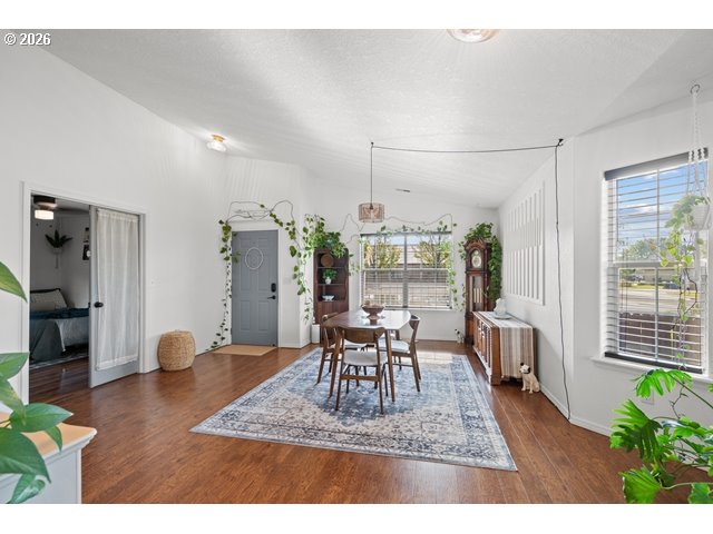 2307 NW EUCALYPTUS DR