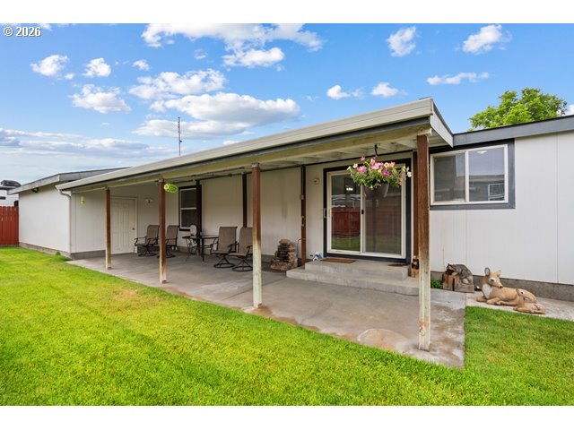 1028 SW Joshua DR