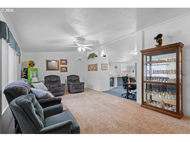 1028 SW Joshua DR
