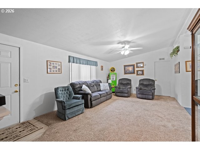 1028 SW Joshua DR