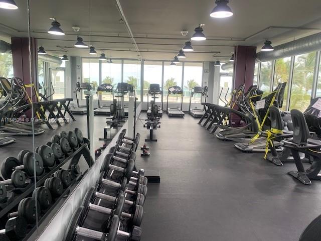 100 Lincoln Rd # 436