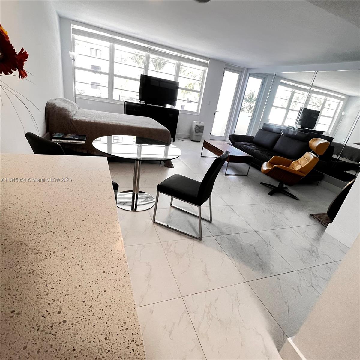 100 Lincoln Rd # 436