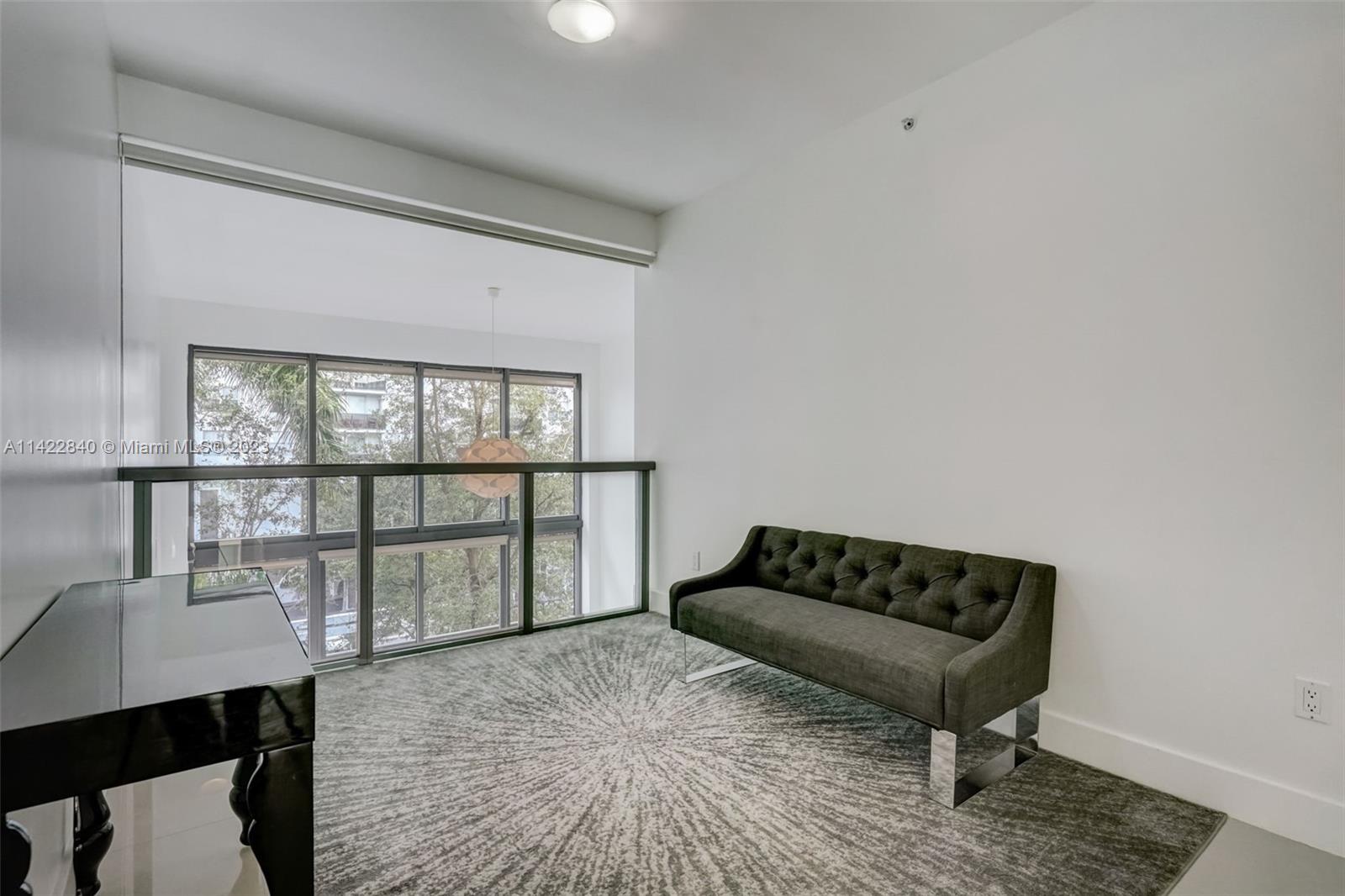 6000 Collins Ave # 309
