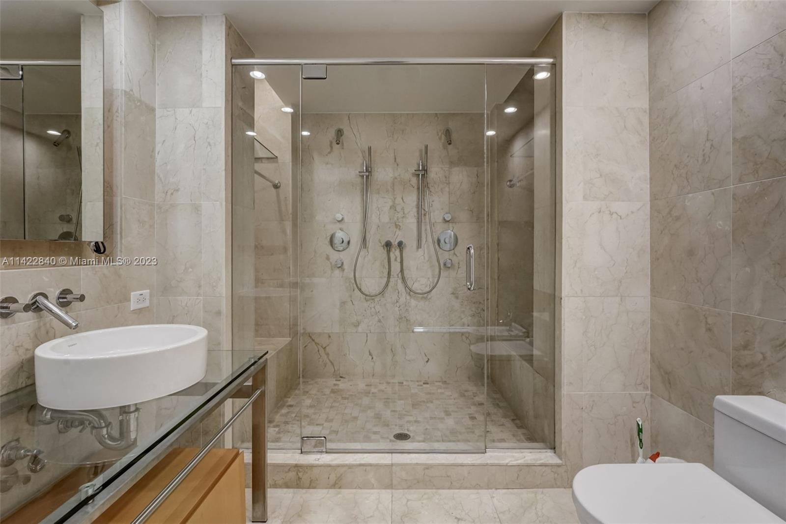 6000 Collins Ave # 309