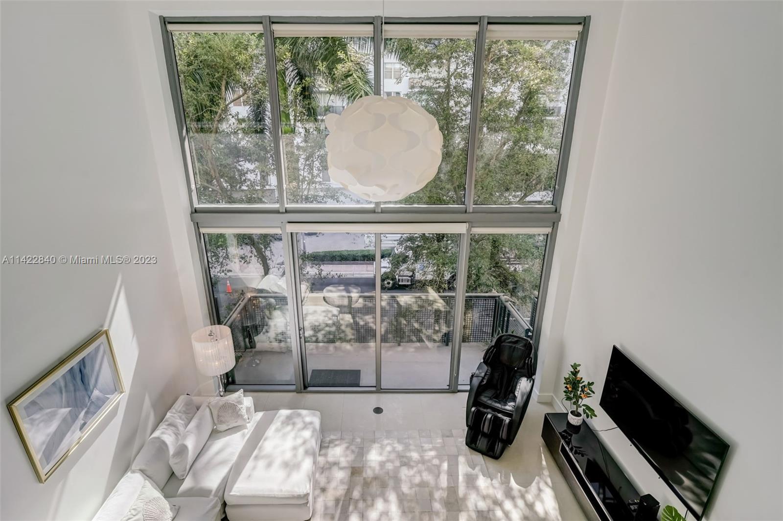 6000 Collins Ave # 309