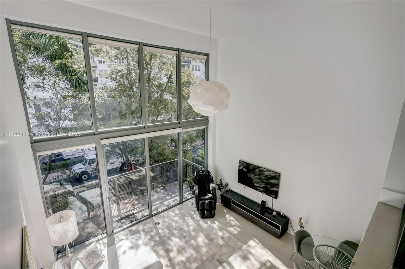 6000 Collins Ave # 309