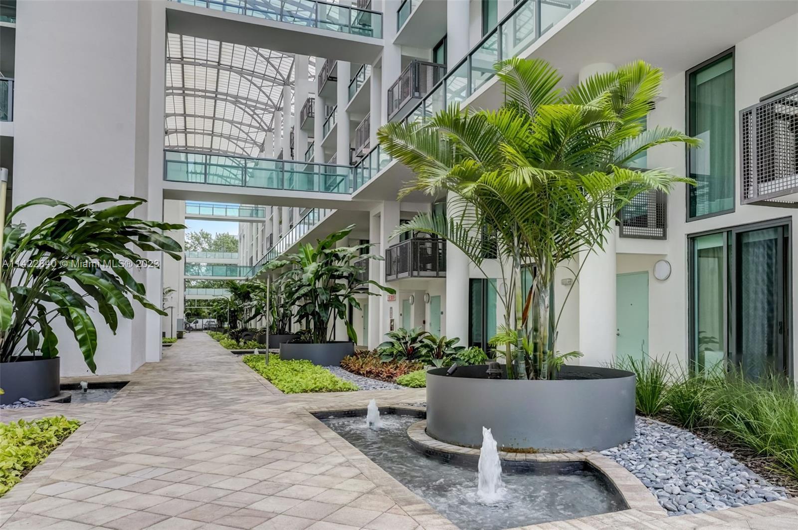6000 Collins Ave # 309