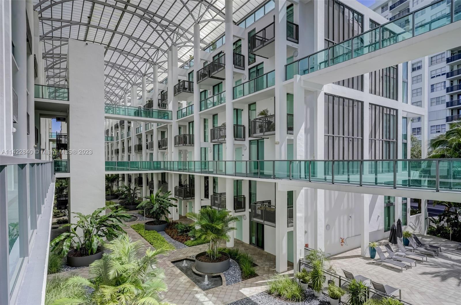 6000 Collins Ave # 309