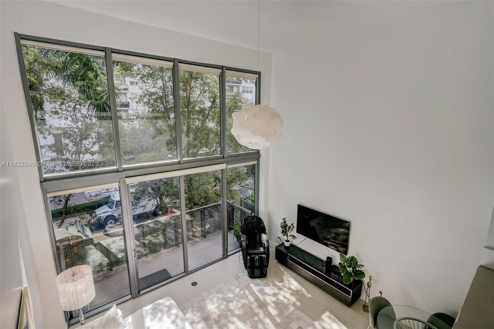 6000 Collins Ave # 309