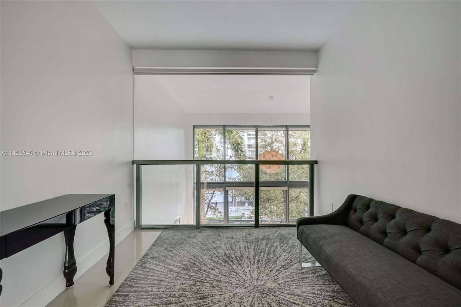 6000 Collins Ave # 309