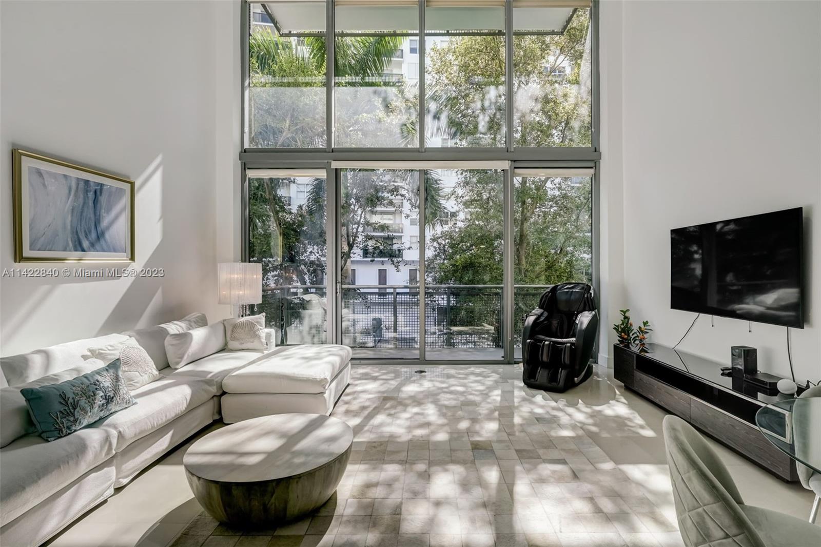 6000 Collins Ave # 309