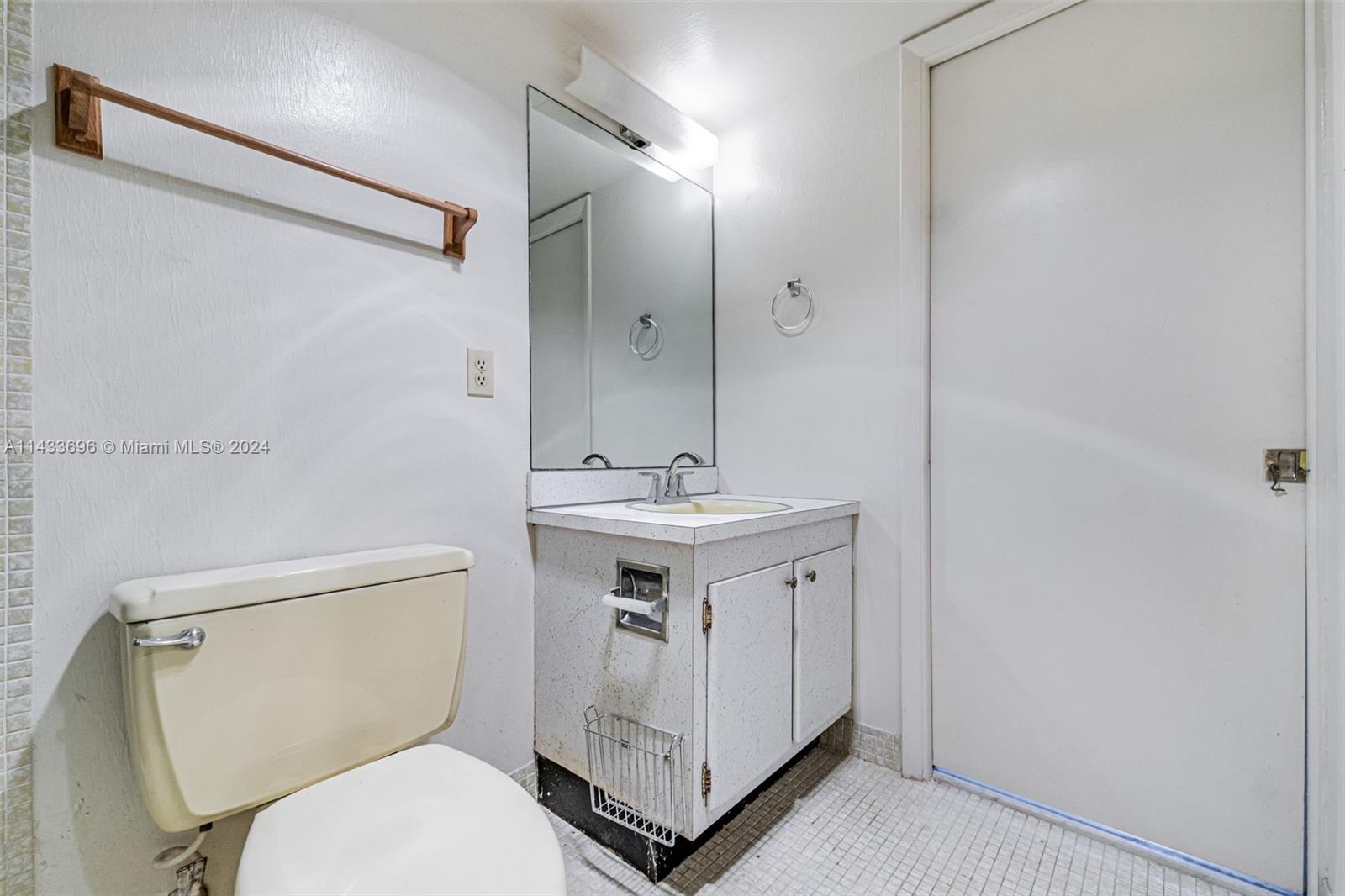 465 Ocean Dr # 505