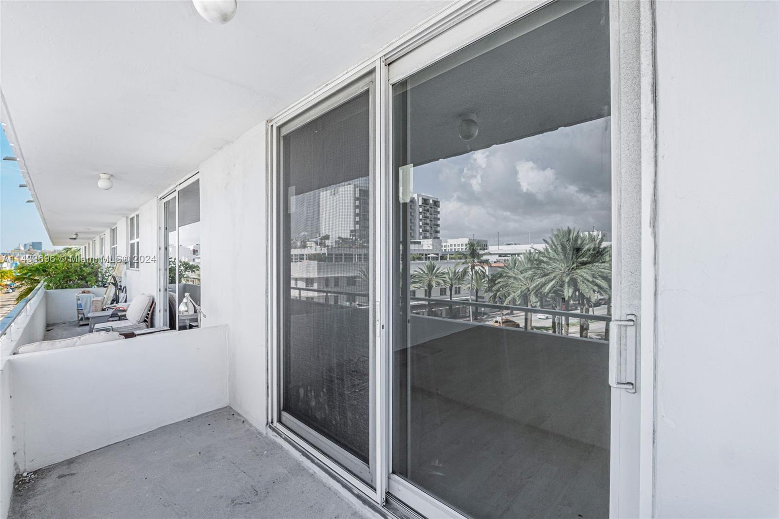 465 Ocean Dr # 505