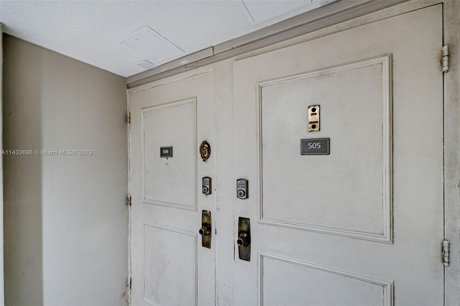 465 Ocean Dr # 505
