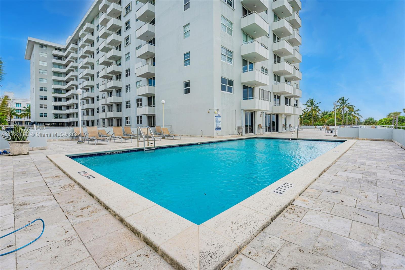465 Ocean Dr # 505