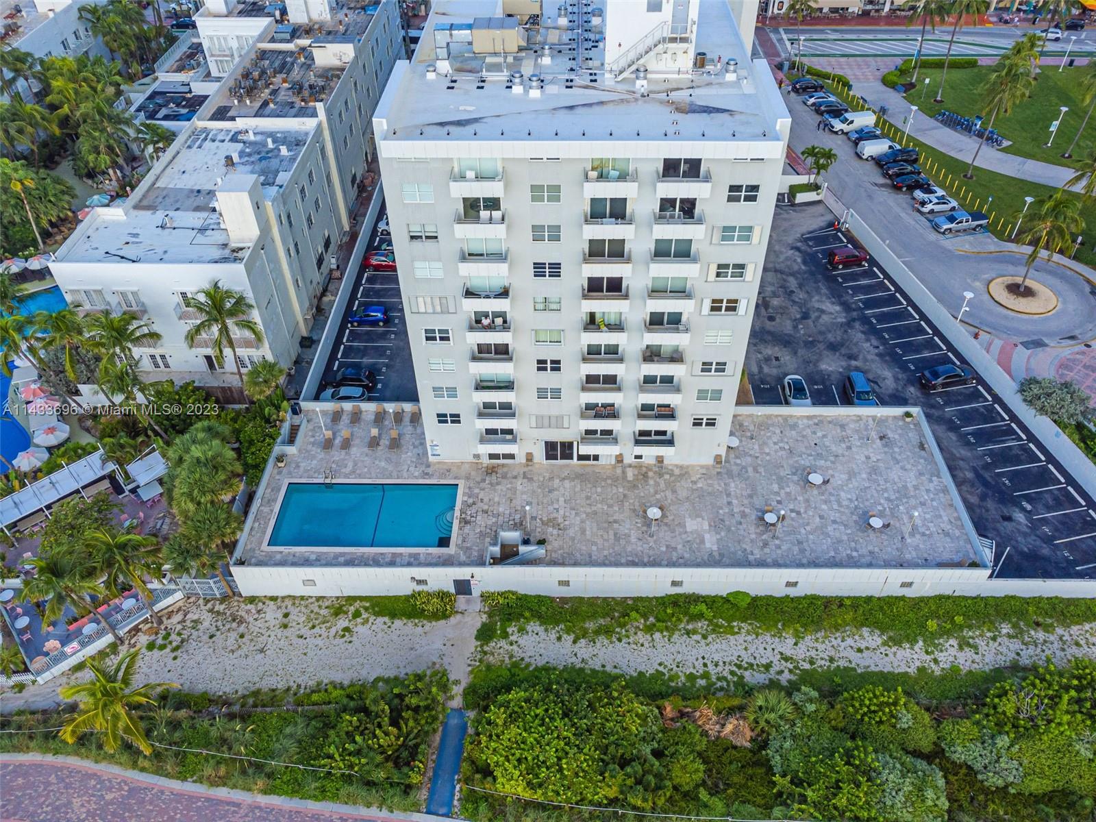 465 Ocean Dr # 505