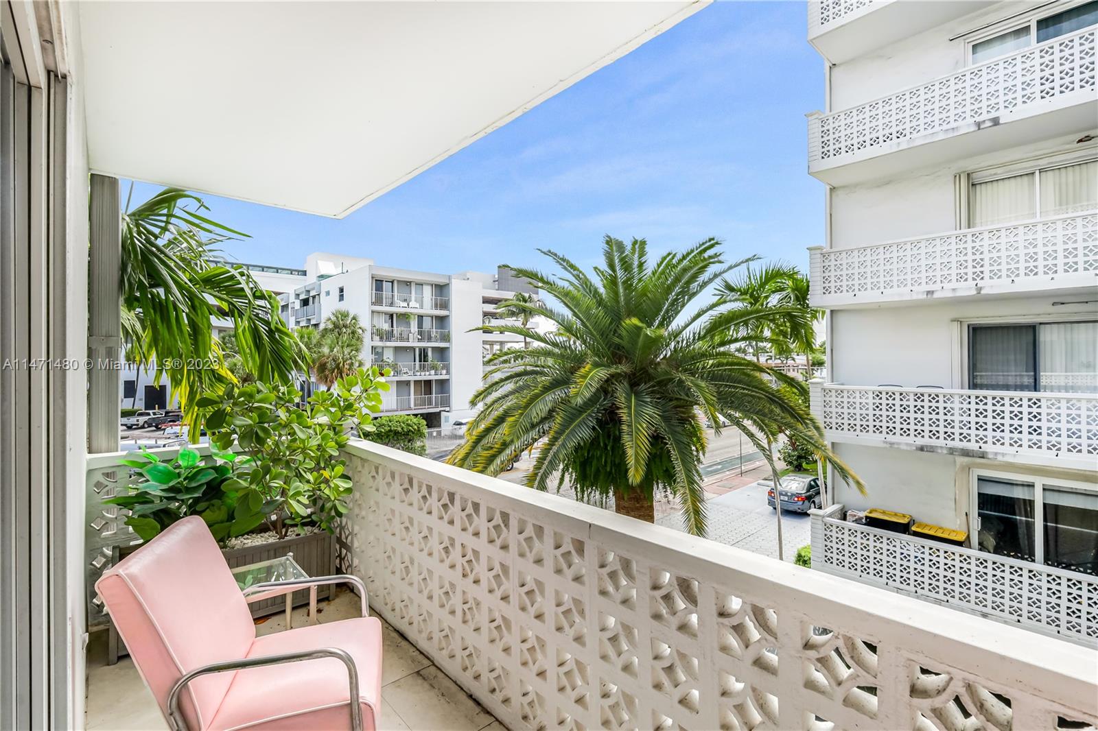 1620 West Ave # 301
