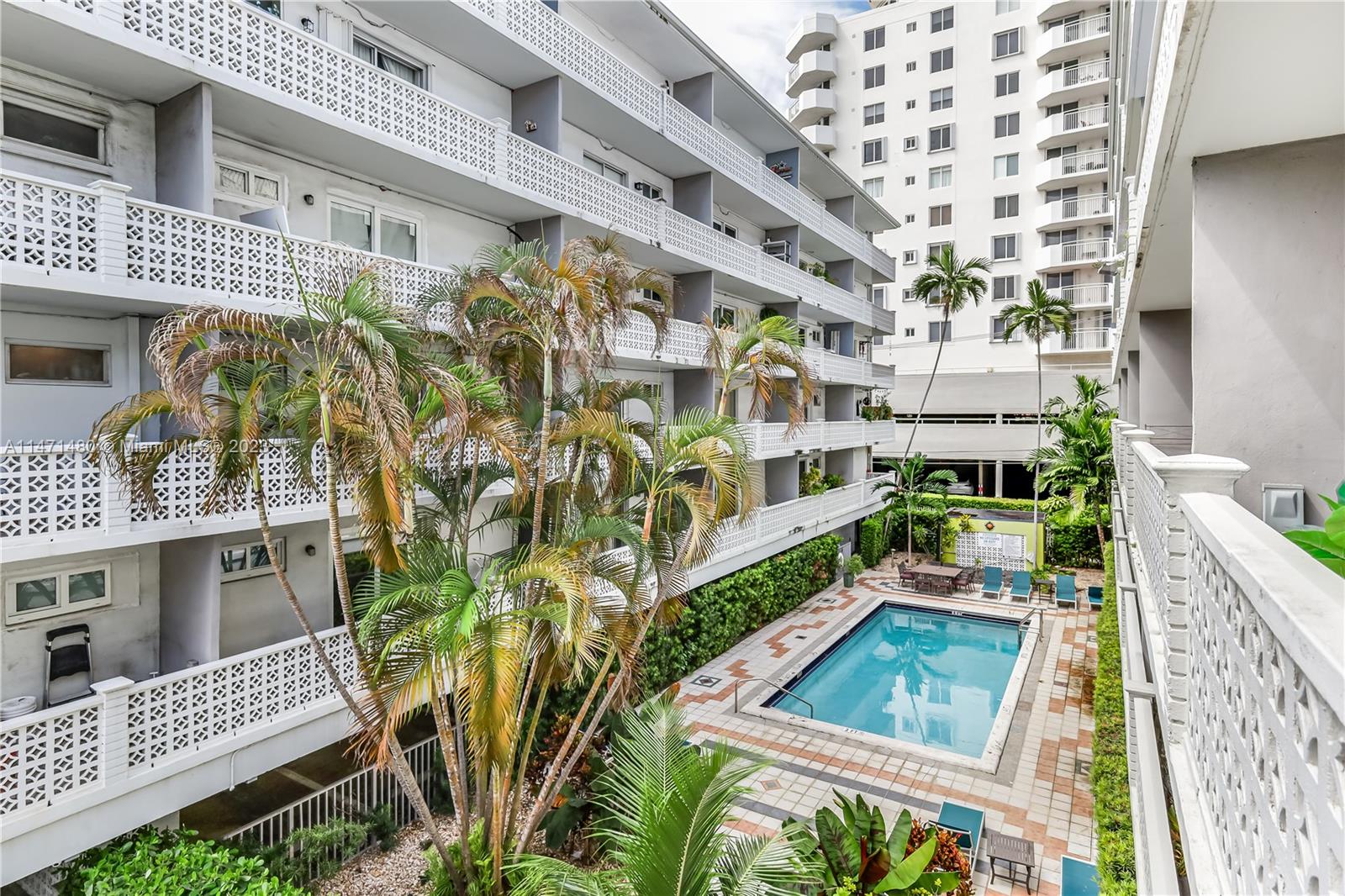 1620 West Ave # 301