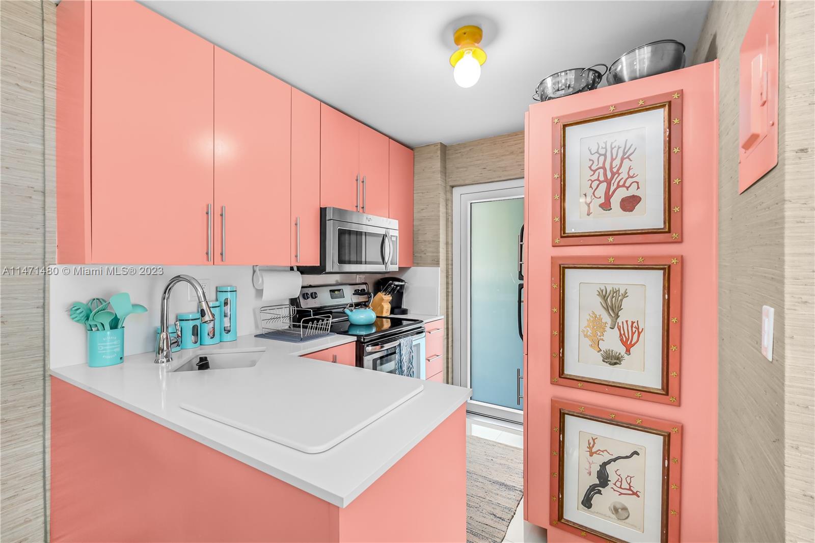 1620 West Ave # 301