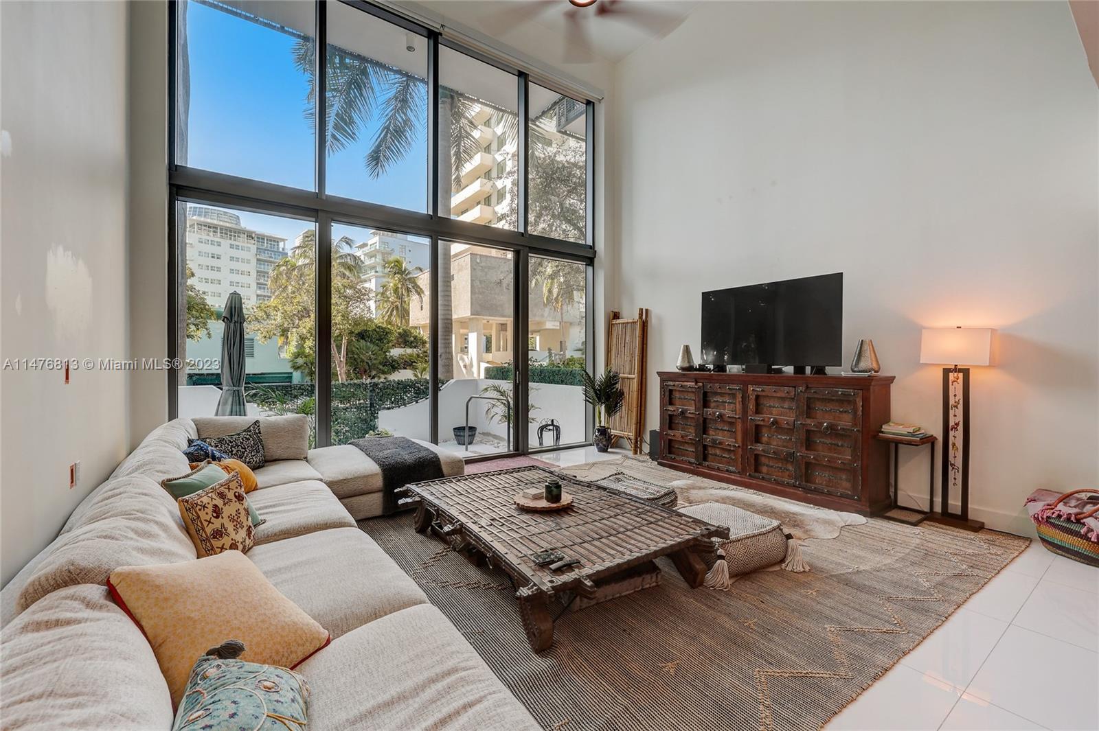 6000 Collins Ave # 104