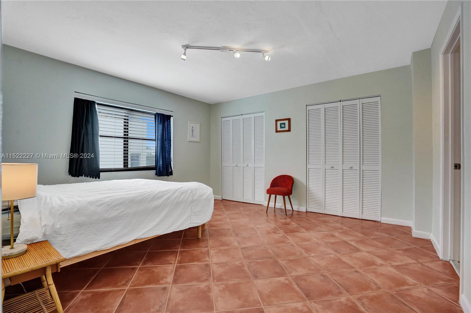 619 Euclid Ave # 2B