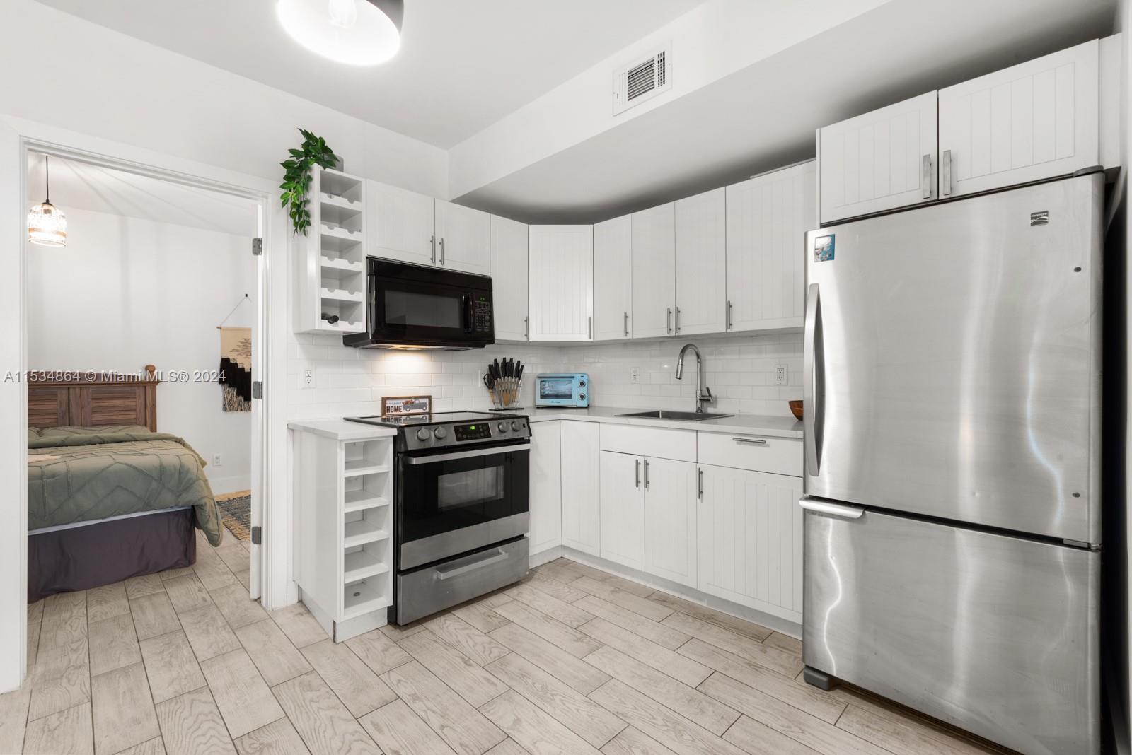 1008 Jefferson Ave # 103