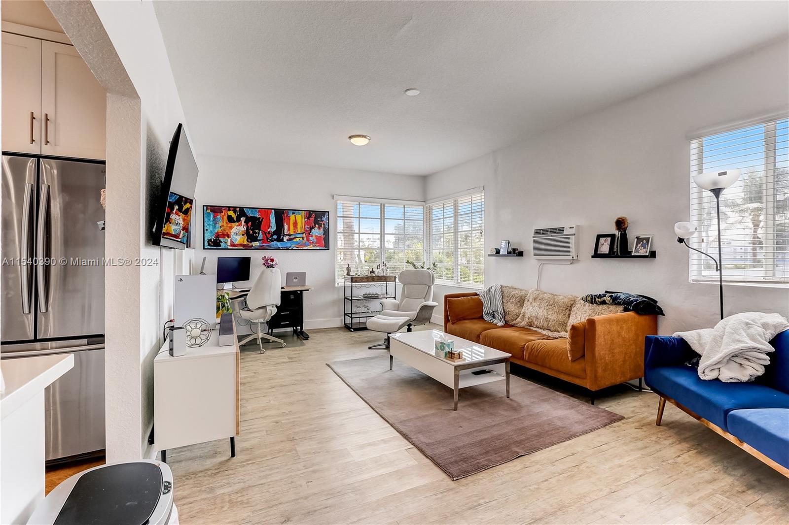 820 Euclid Ave # 301