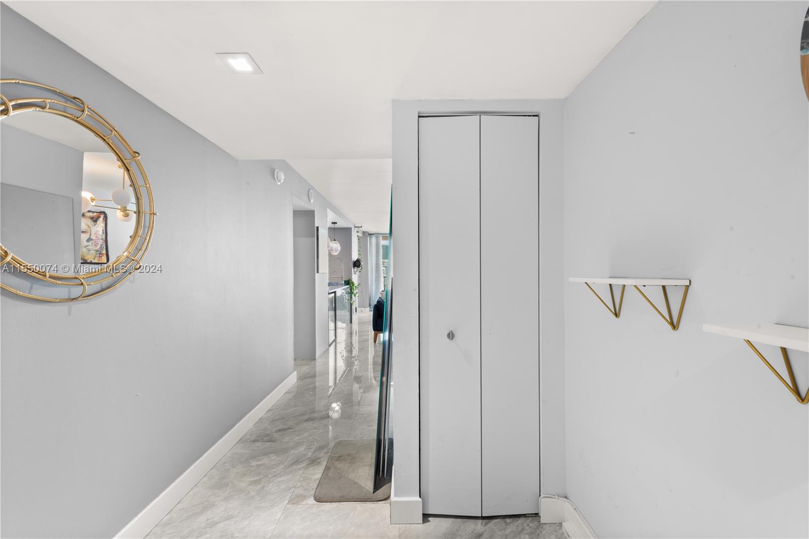 2655 Collins Ave # 1904