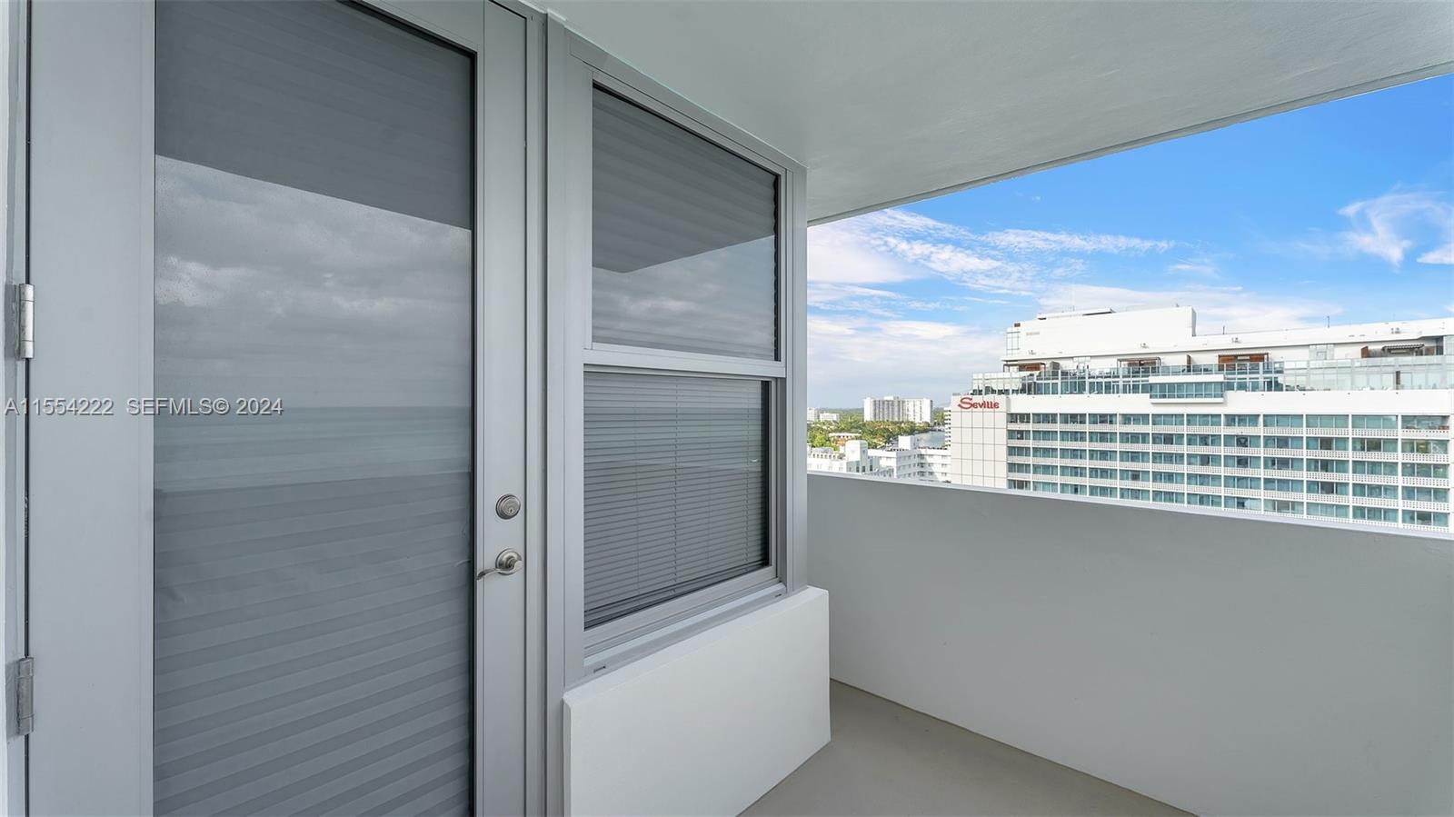 2899 Collins Avenue 1627
