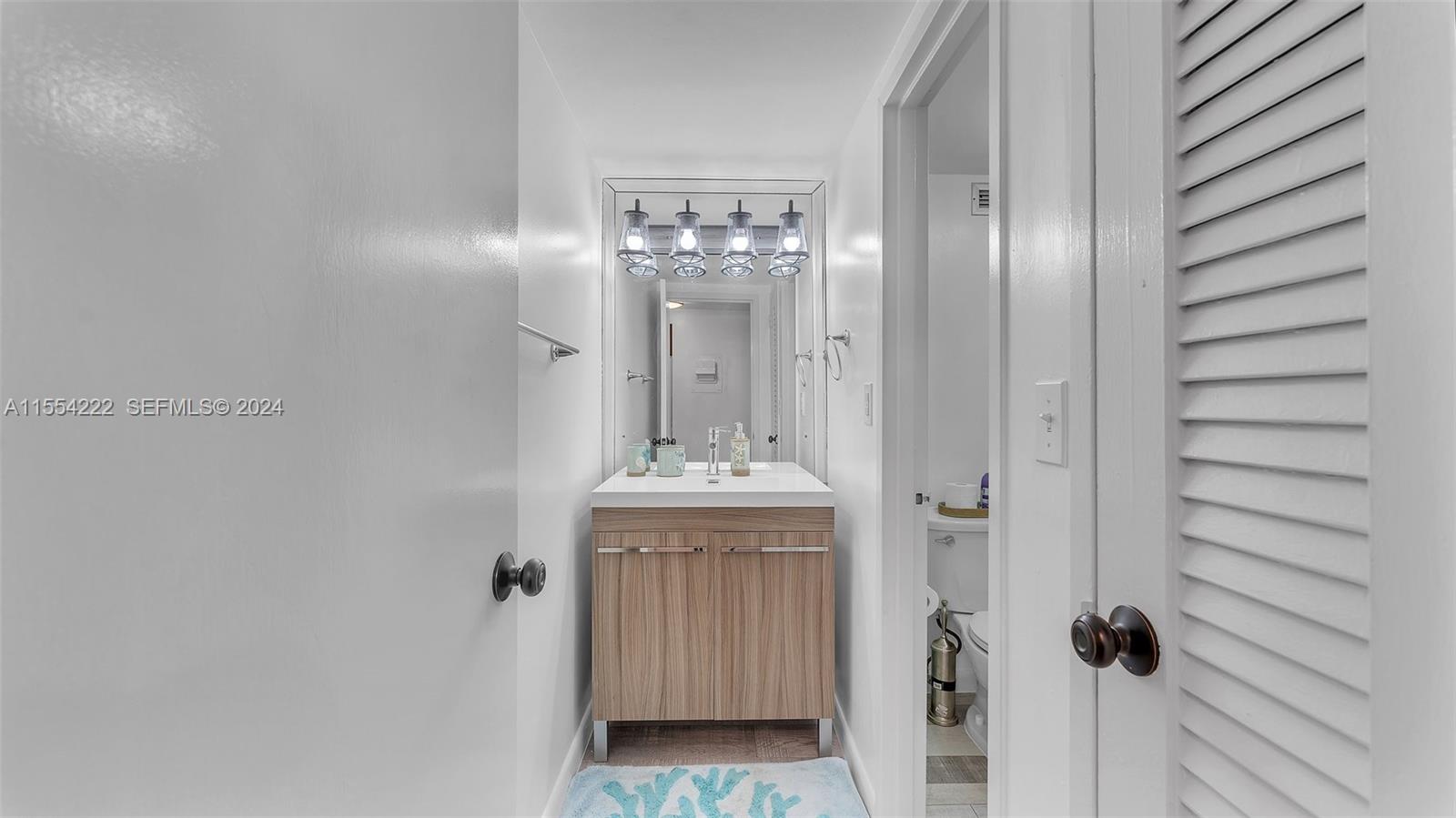 2899 Collins Avenue 1627
