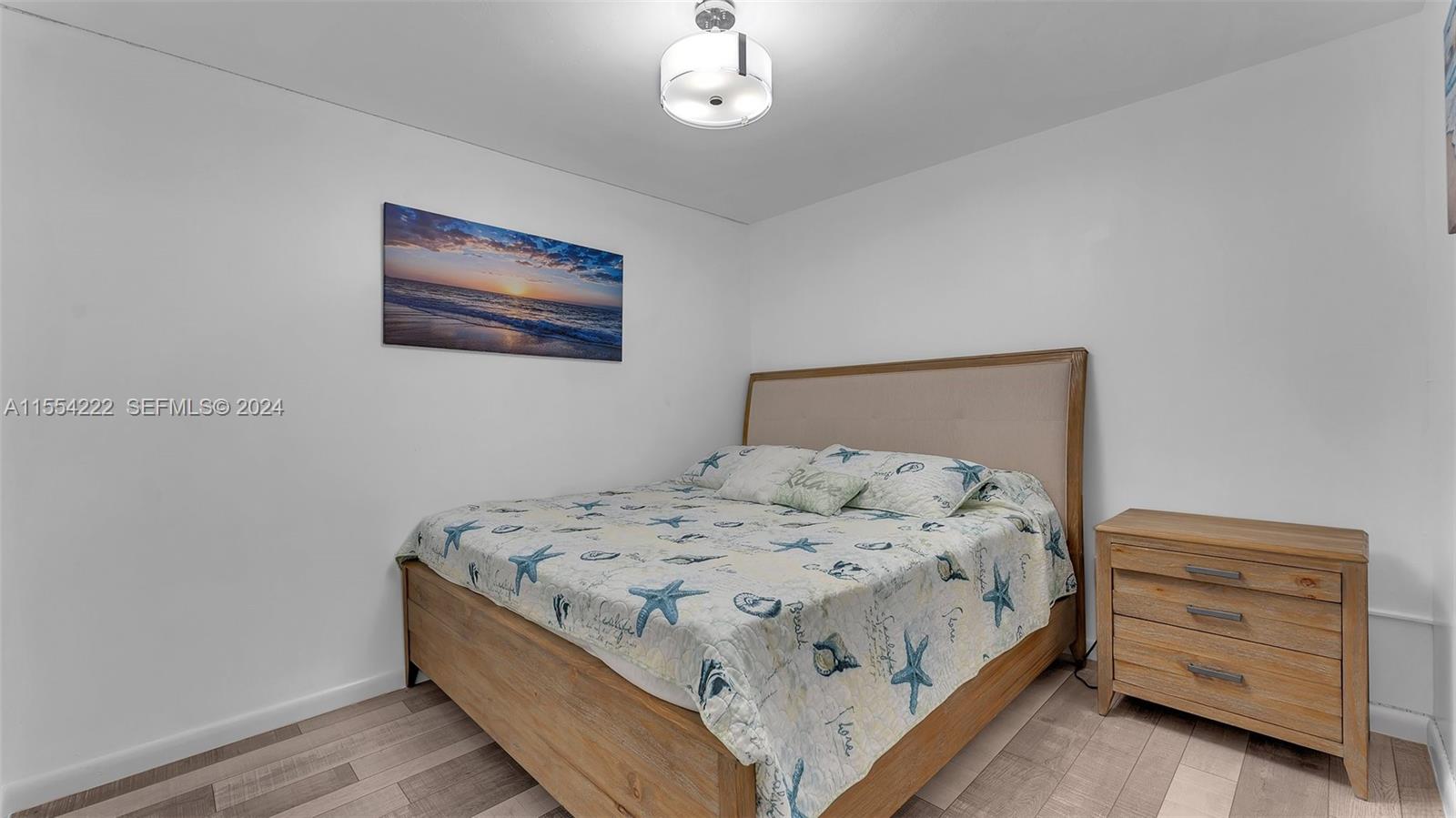 2899 Collins Avenue 1627