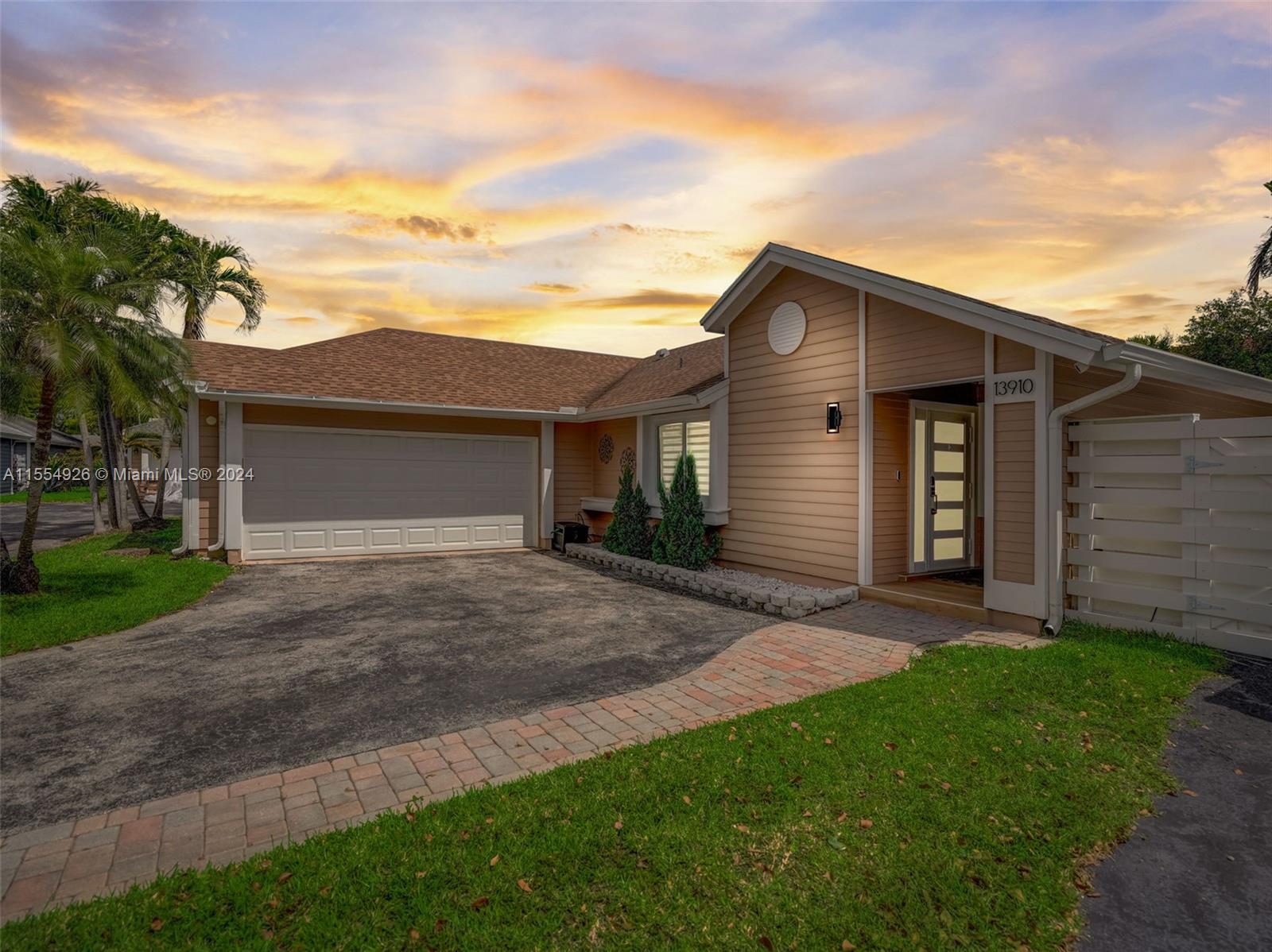 13910 SW 103rd Ter