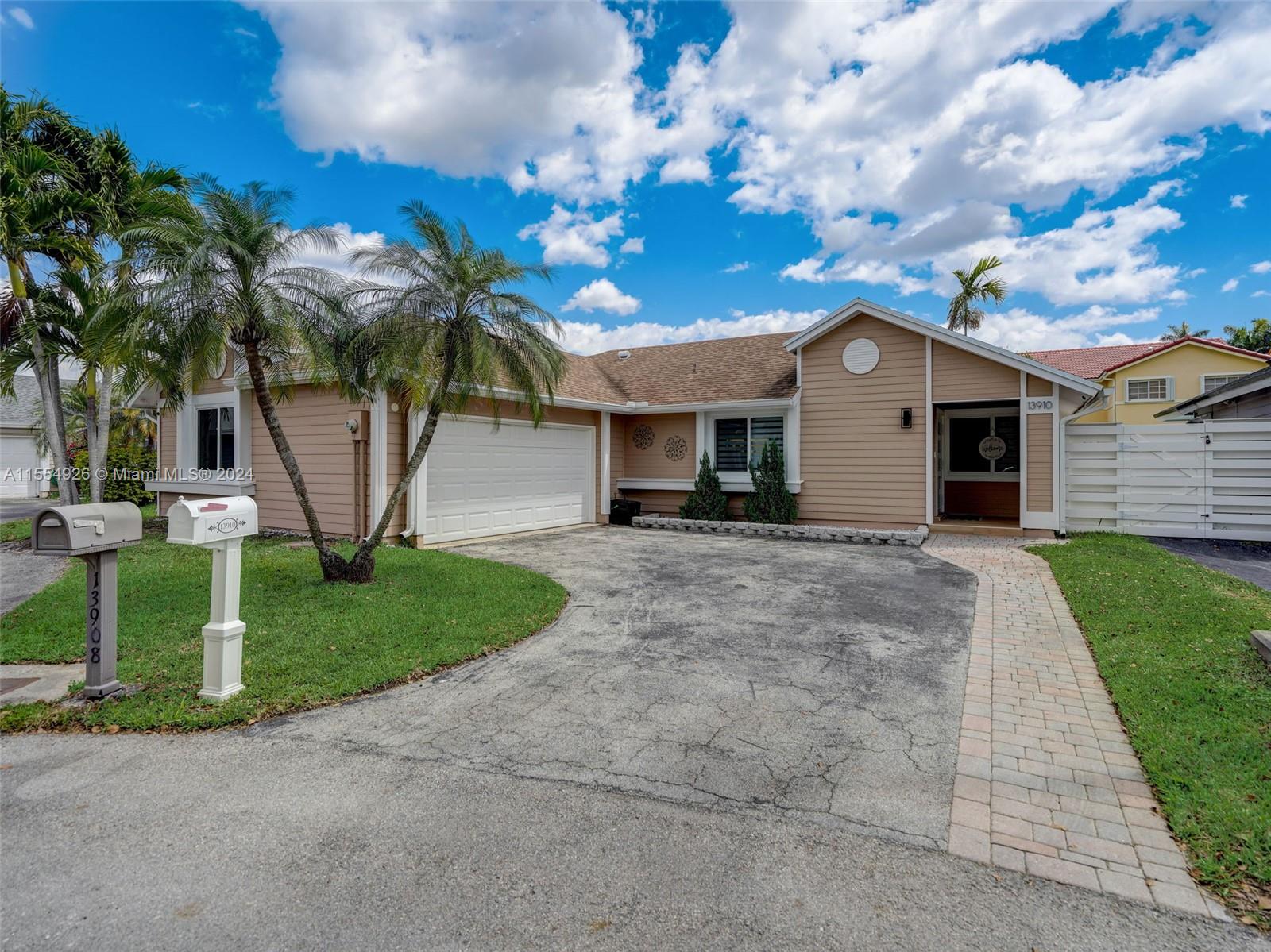 13910 SW 103rd Ter