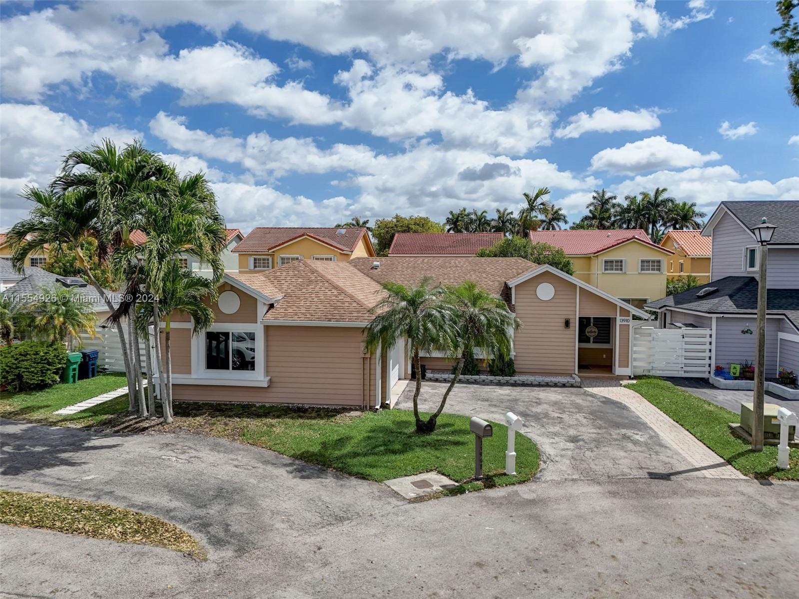 13910 SW 103rd Ter