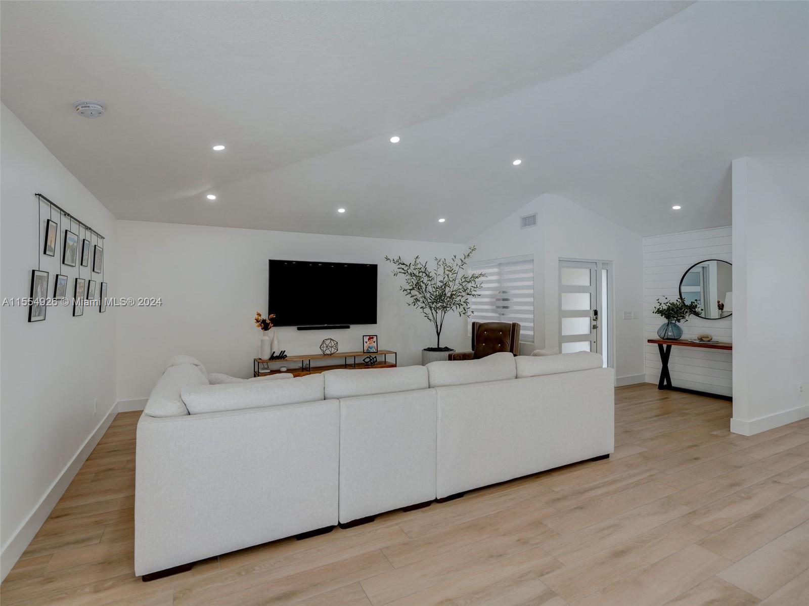 13910 SW 103rd Ter