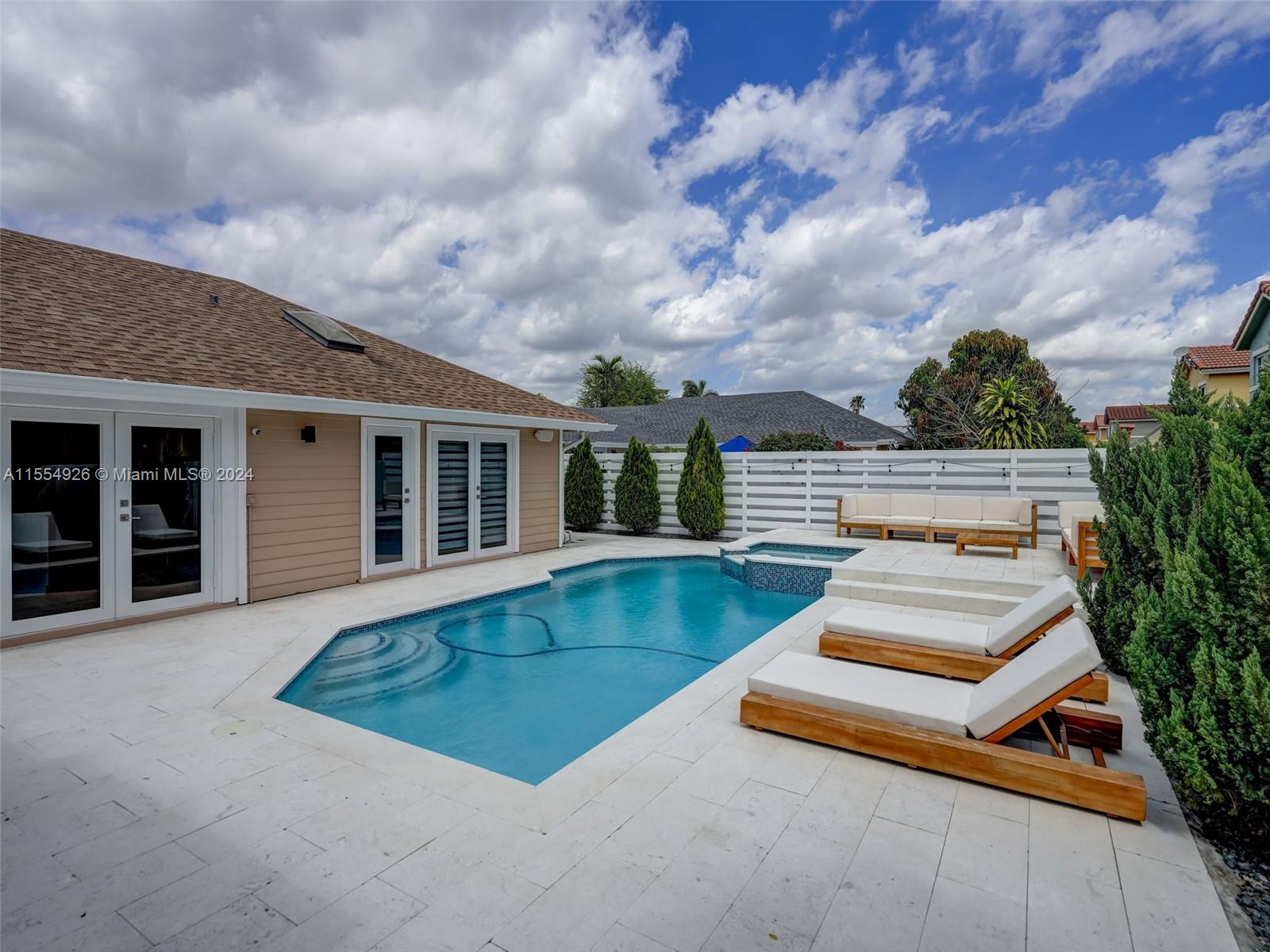 13910 SW 103rd Ter