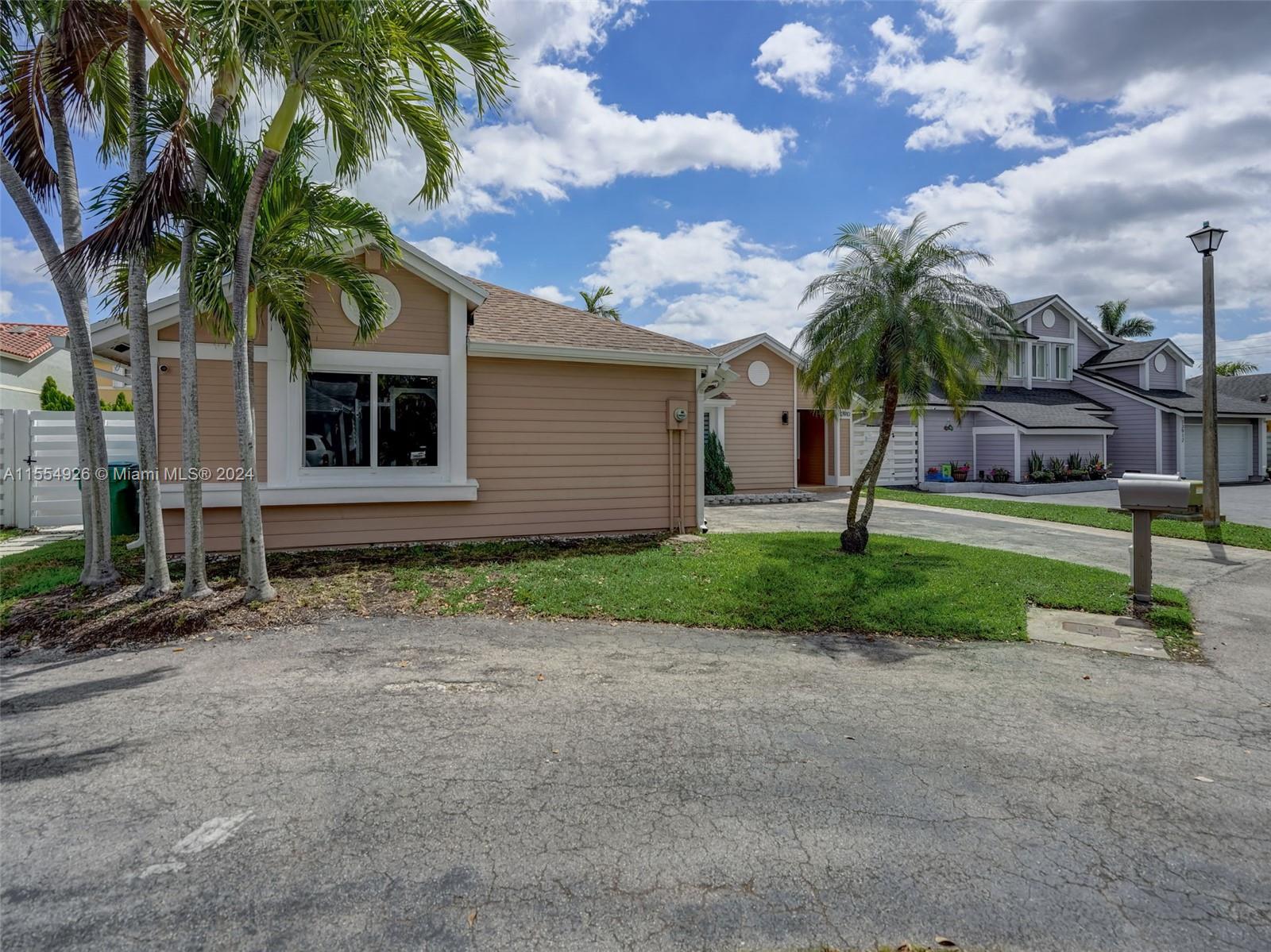 13910 SW 103rd Ter
