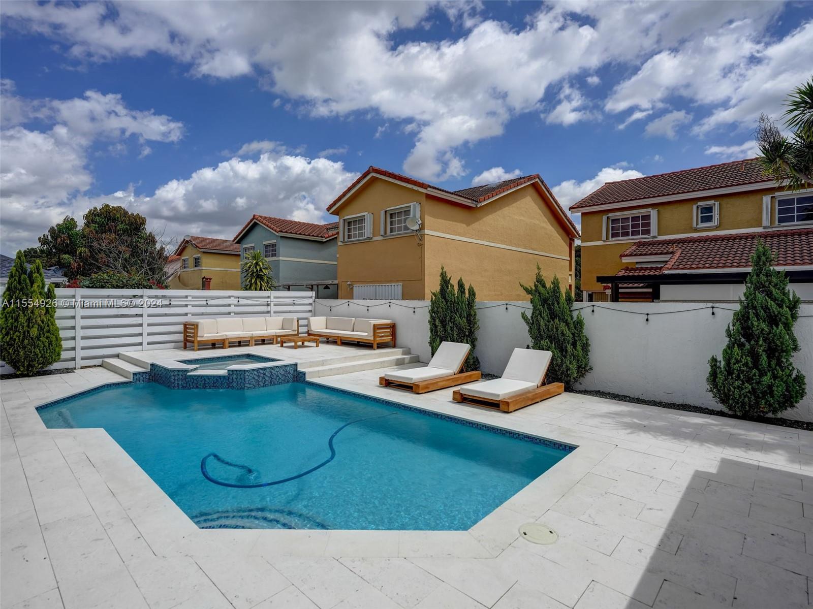 13910 SW 103rd Ter