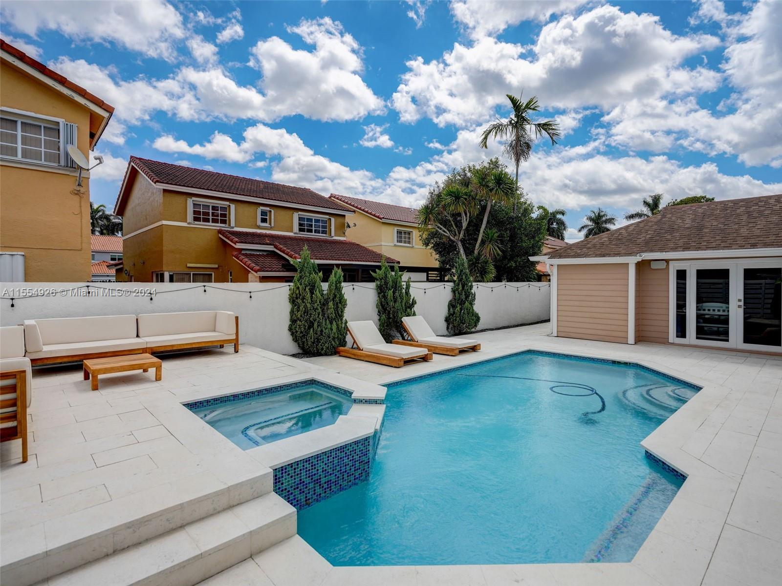 13910 SW 103rd Ter