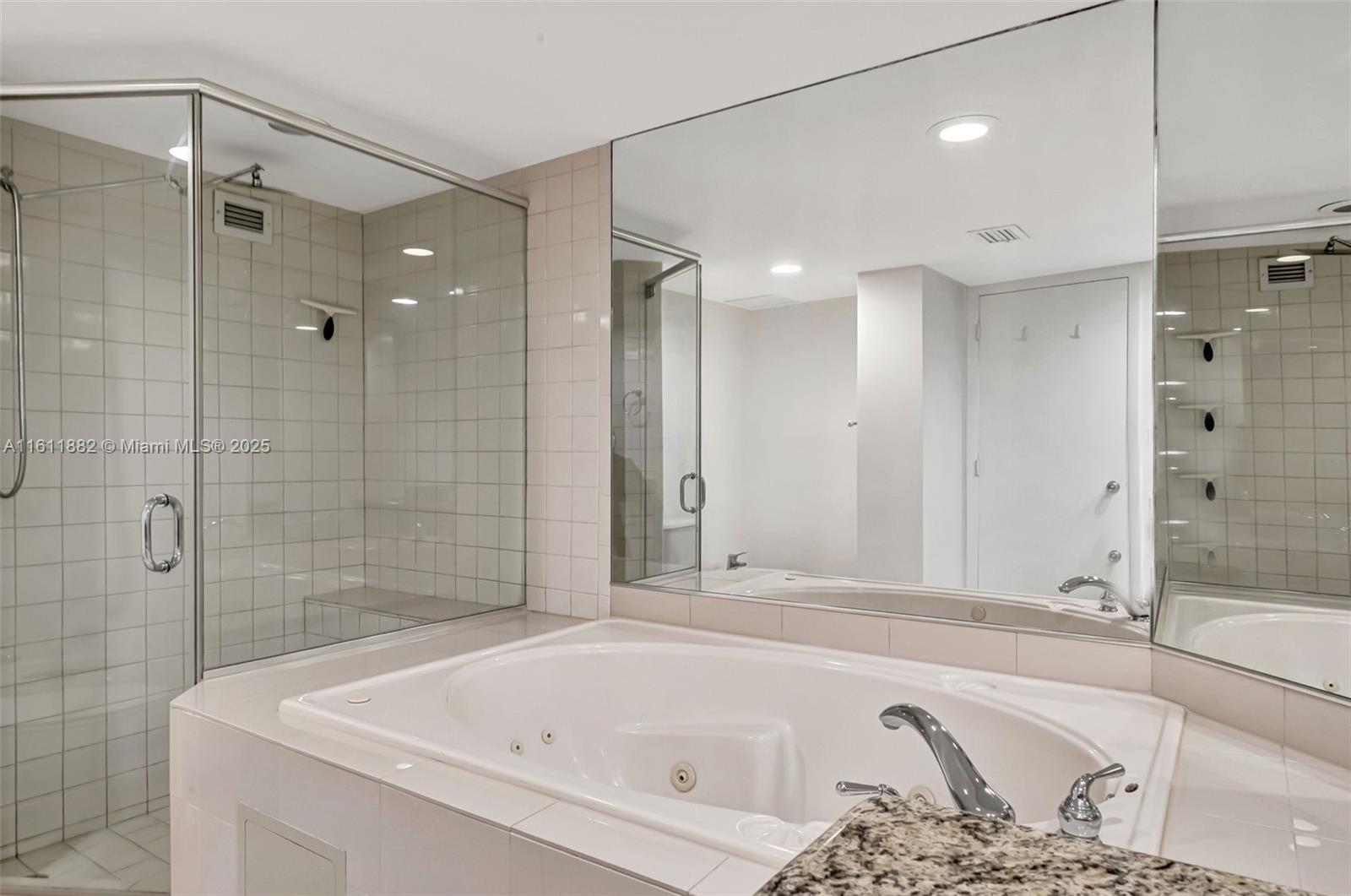 5600 Collins Ave # 16F