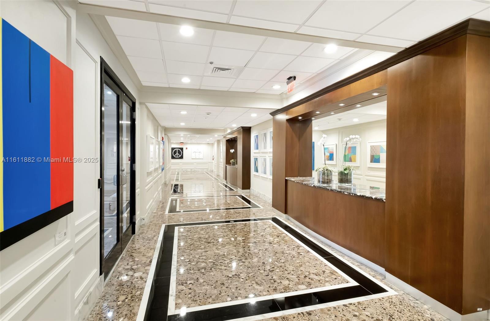 5600 Collins Ave # 16F