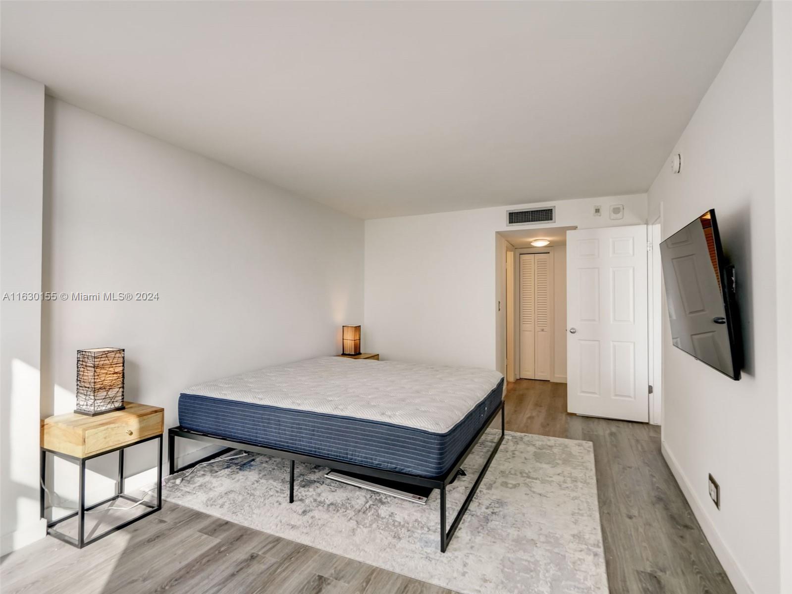 6039 Collins Ave # 502