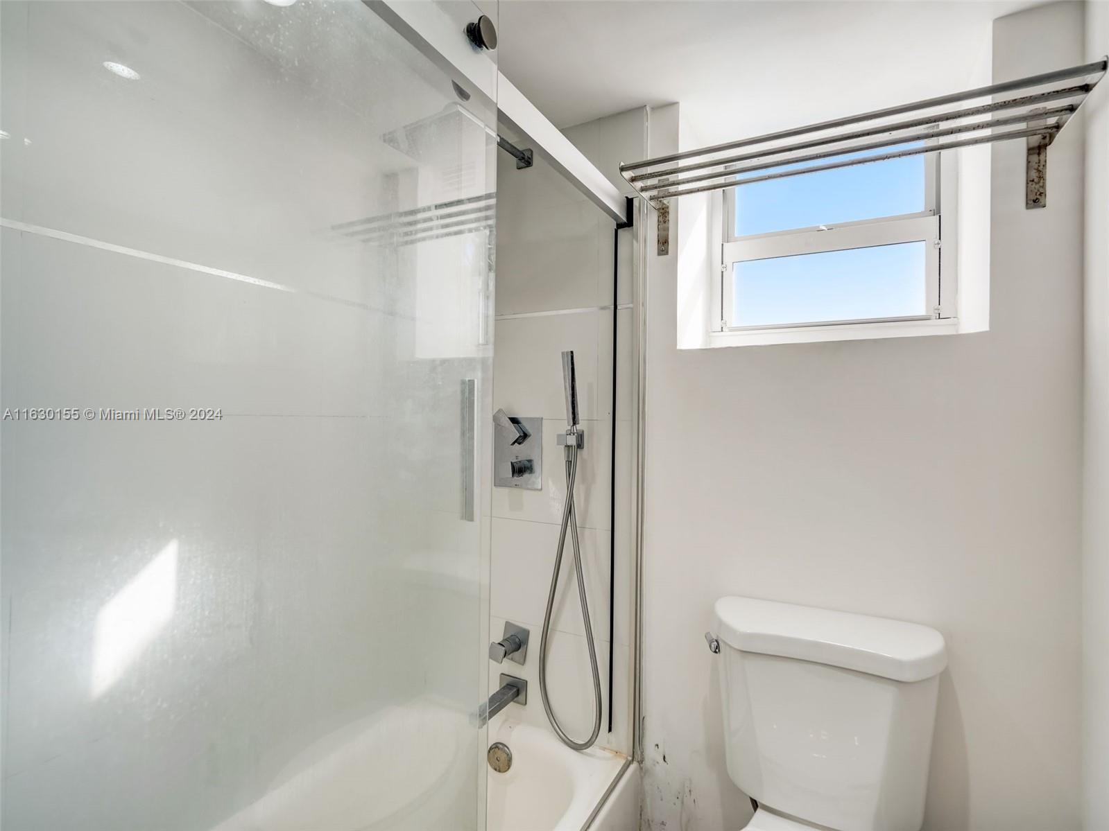 6039 Collins Ave # 502