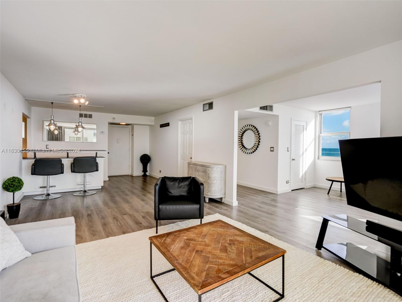 6039 Collins Ave # 502